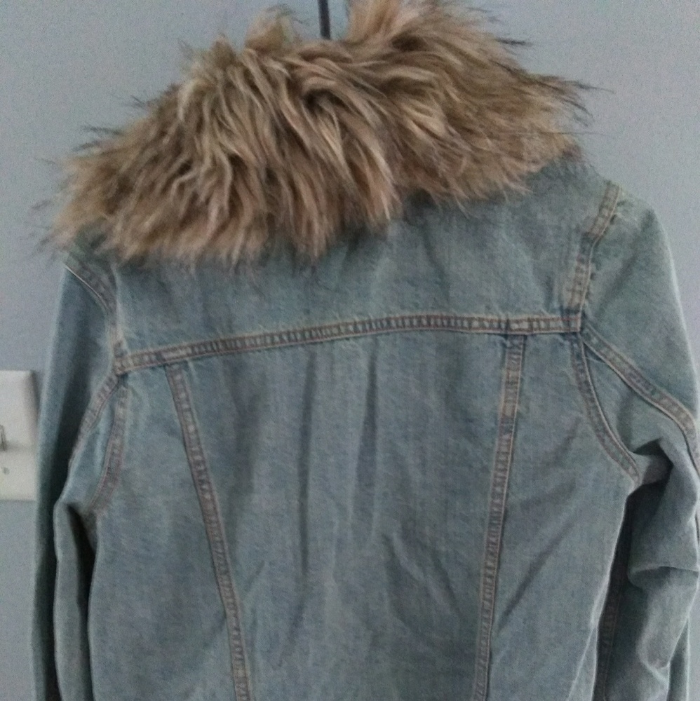 Jean jacket - Picture 3 of 3
